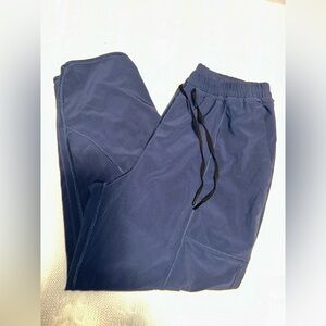 Lululemon Final Play Crop 23" True Navy Size 6